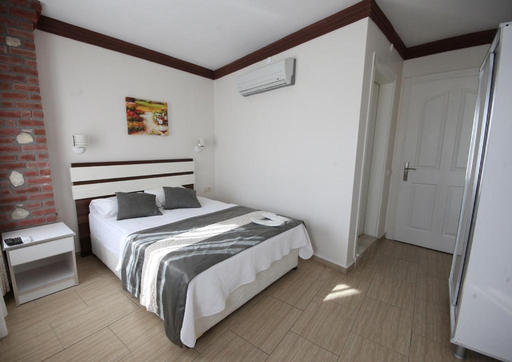Lavinya Otel Бозджаада Екстериор снимка