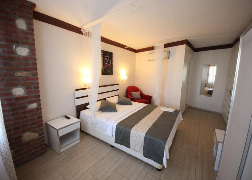 Lavinya Otel Бозджаада Екстериор снимка