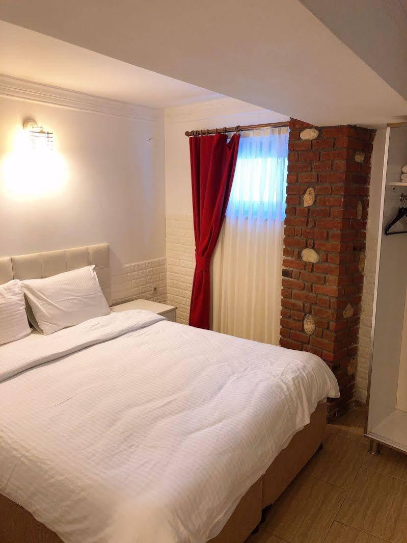 Lavinya Otel Бозджаада Екстериор снимка